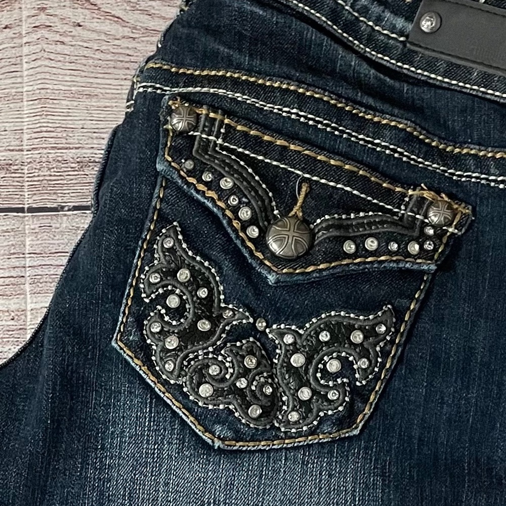 Antique Rivet Jeans - Picture 8 of 9
